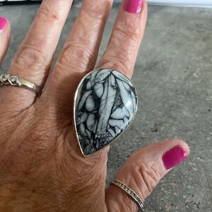 Gorgeous zebra jasper and sterling silver ring 925 stamped